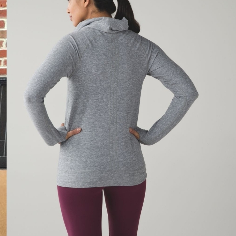 Lululemon Make A Move Long Sleeve Cowl Neck Top Womens Size 4 - Picture 6 of 11